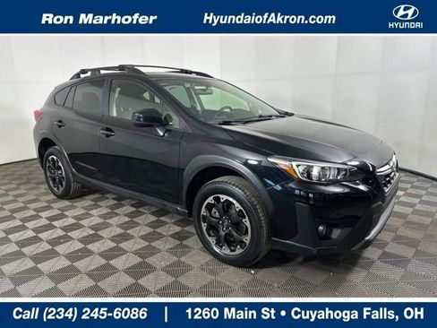 Used 2023 Subaru Crosstrek 2.0i Premium image 1