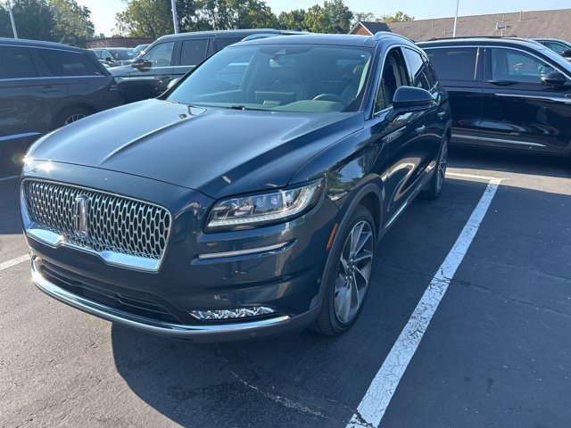 Used 2023 Lincoln Nautilus Reserve w/ Equipment Group 202A AWD/4WD image 4