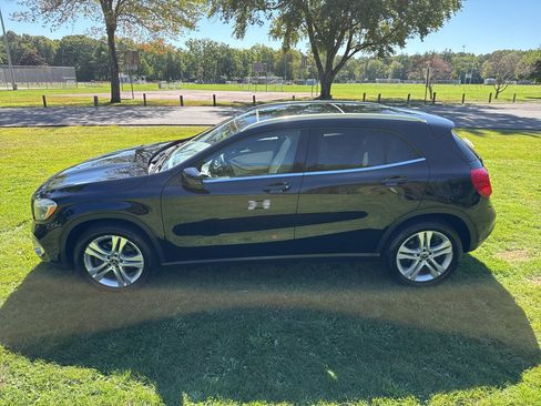 Used 2020 Mercedes-Benz GLA 250 4MATIC image 39