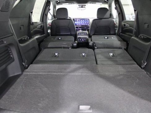 New 2026 Chevrolet Traverse RS image 28