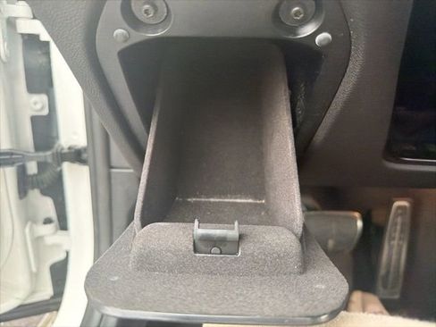 Used 2022 BMW Z4 M40i w/ Premium Package image 24