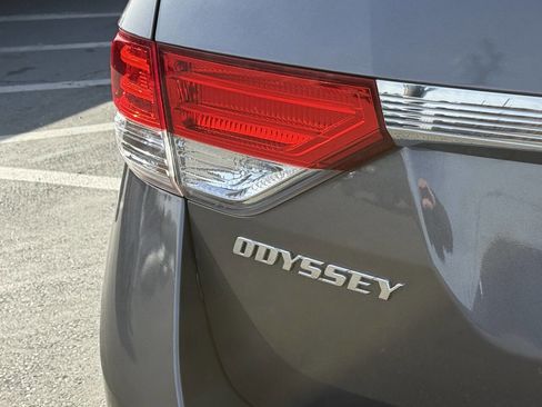 Used 2016 Honda Odyssey EX-L image 23