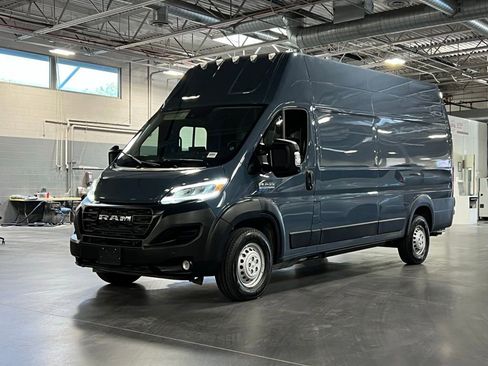 Used 2024 RAM ProMaster 3500 image 3