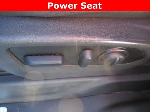 Certified 2022 Chevrolet Silverado 2500 LTZ w/ LTZ Convenience Package image 27