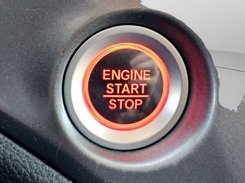 Used 2017 Honda Pilot EX-L image 16