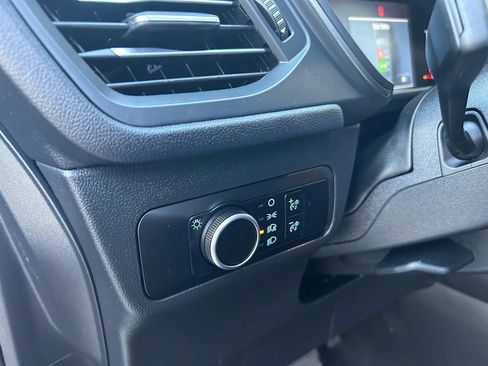 Used 2025 Ford Escape Active AWD/4WD image 15