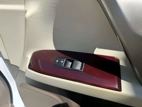 Used 2018 Lexus GX 460 Luxury w/ Sport Design Package image 20