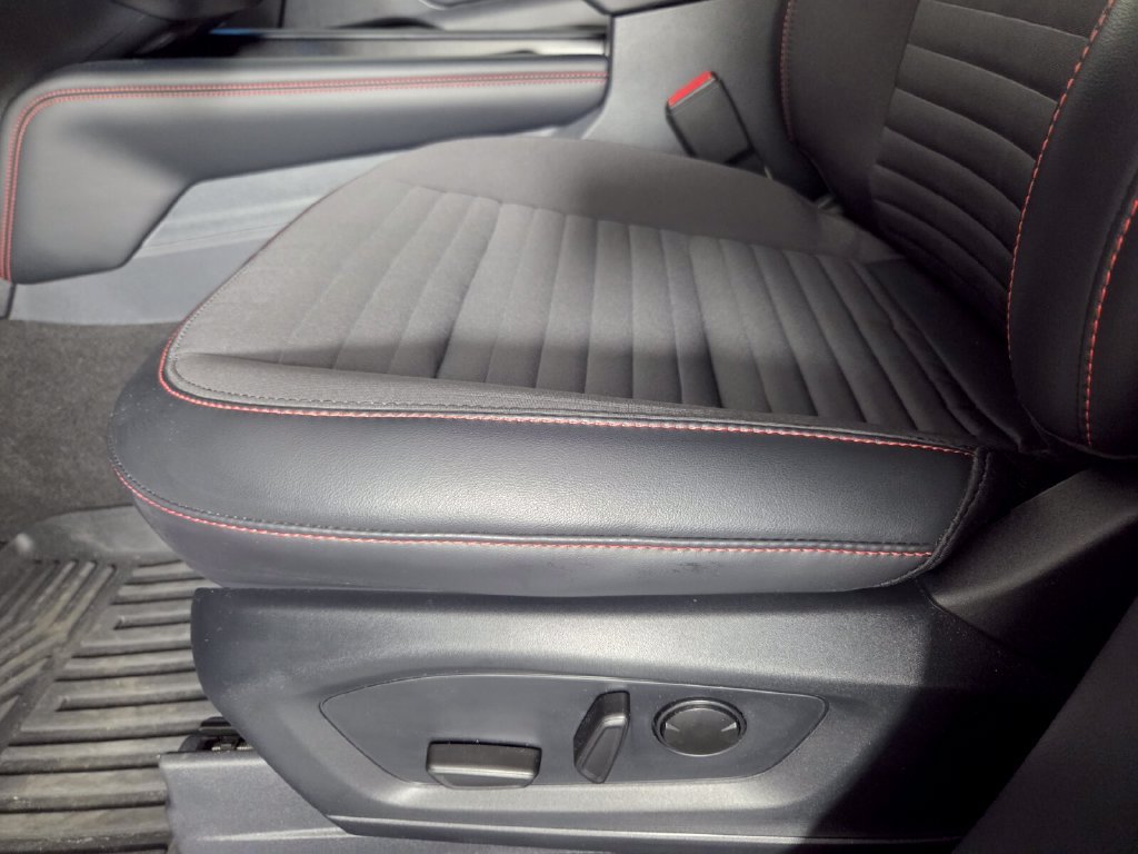 Used 2026 Ford Explorer ST-Line w/ ST-Line Street Pack RWD image 10