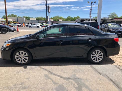 Used 2013 Toyota Corolla LE FWD image 5