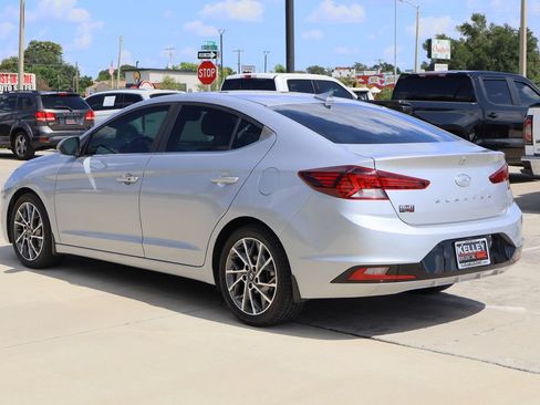 Used 2020 Hyundai Elantra Limited w/ Ultimate Package 03 FWD image 7