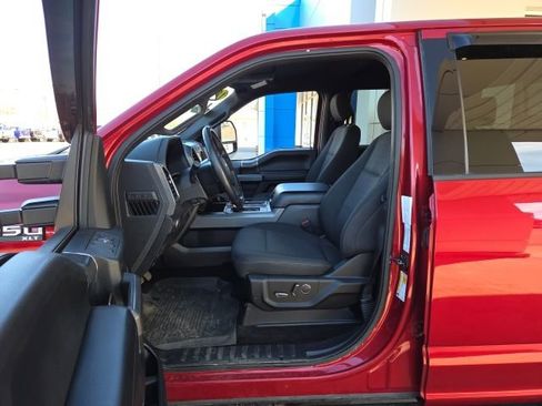 Used 2018 Ford F150 XLT w/ Equipment Group 302A Luxury image 19