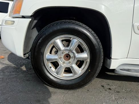 Used 2003 GMC Envoy SLT image 9