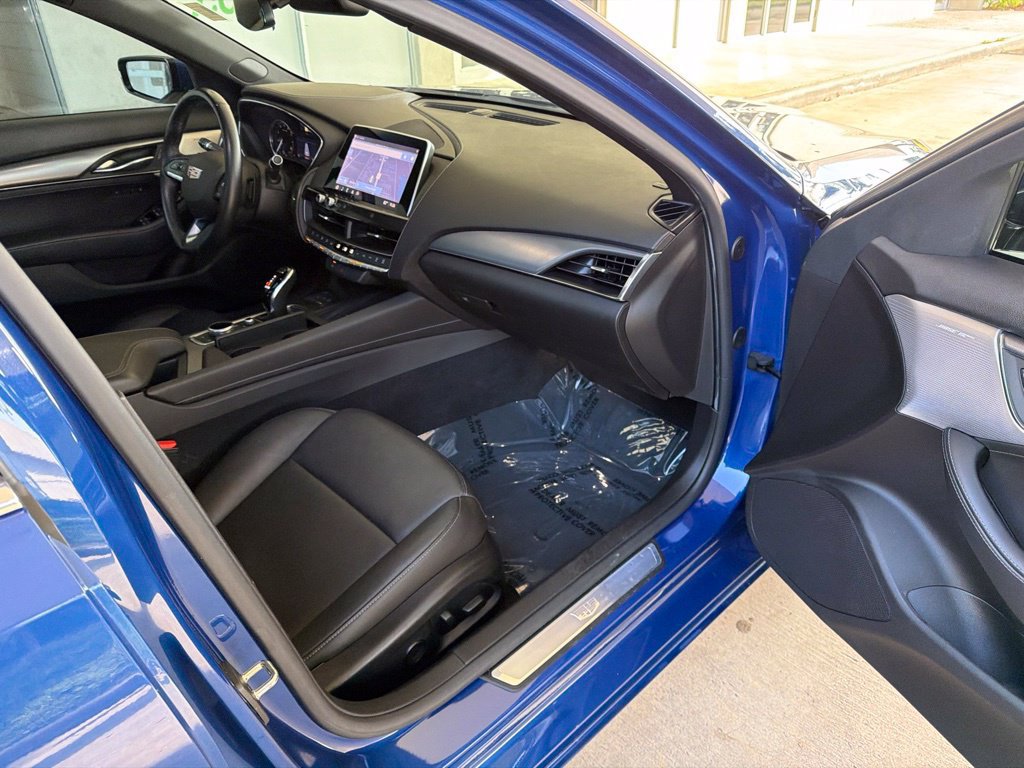 Used 2021 Cadillac CT5 Premium Luxury RWD image 29