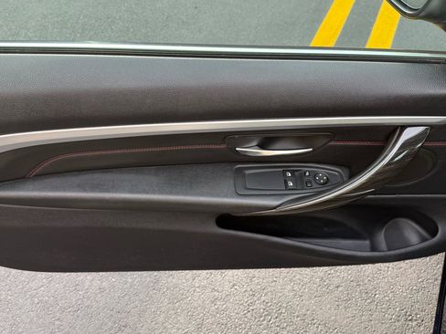 Used 2017 BMW 440i Coupe w/ Technology Package image 19