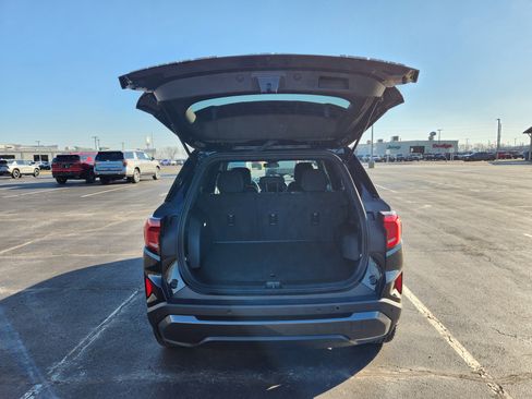 Used 2025 GMC Terrain Elevation image 10