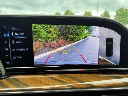 Certified 2024 Cadillac Escalade Sport Platinum w/ LPO, ONYX Package AWD/4WD image 40
