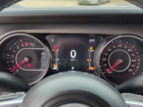 Used 2022 Jeep Gladiator Rubicon w/ LED Lighting Group image 12