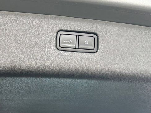 Used 2025 Genesis GV80 2.5T Standard AWD/4WD image 34