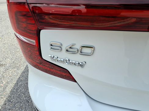 Used 2024 Volvo S60 T8 Ultimate w/ Climate Package AWD/4WD image 5