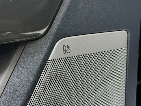 Used 2023 Ford F150 Lariat image 19