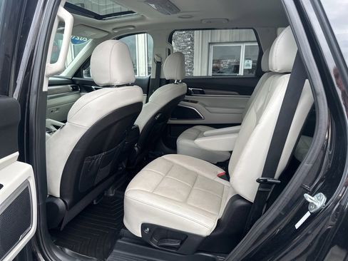 Used 2021 Kia Telluride EX w/ EX Premium Package image 25