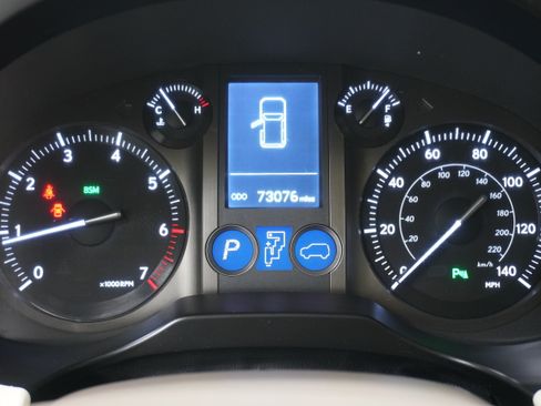 Used 2019 Lexus GX 460 Premium w/ Premium Package AWD/4WD image 19