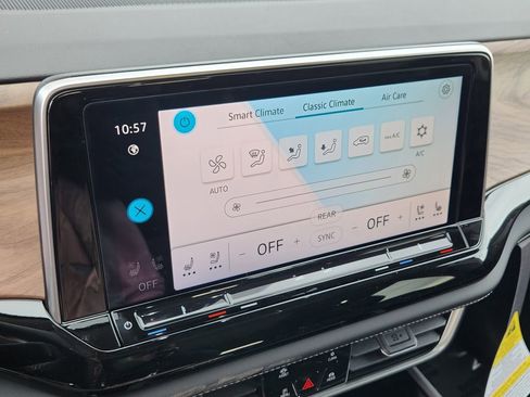 New 2026 Volkswagen Atlas SE image 9