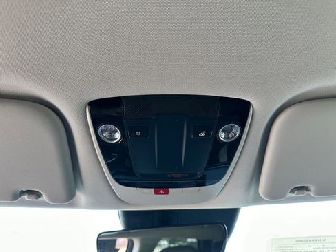 Used 2024 Kia EV6 Light image 27