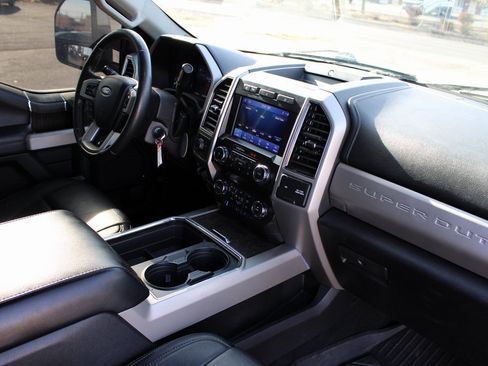 Used 2020 Ford F250 Lariat w/ Lariat Value Package image 18