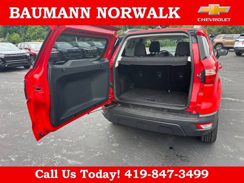 Used 2019 Ford EcoSport SE FWD image 34