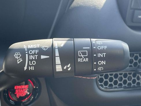 Used 2025 Honda HR-V Sport image 24