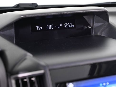 Used 2021 Subaru Forester Premium AWD/4WD image 15