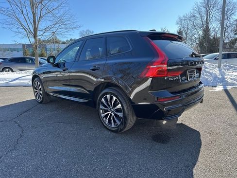 Certified 2025 Volvo XC60 B5 Core image 6