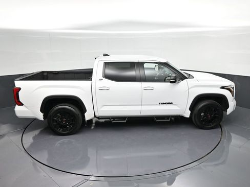 Used 2024 Toyota Tundra SR5 w/ SR5 Premium Package AWD/4WD image 27
