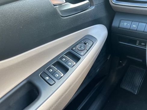 Used 2022 Hyundai Santa Fe SE AWD/4WD image 12