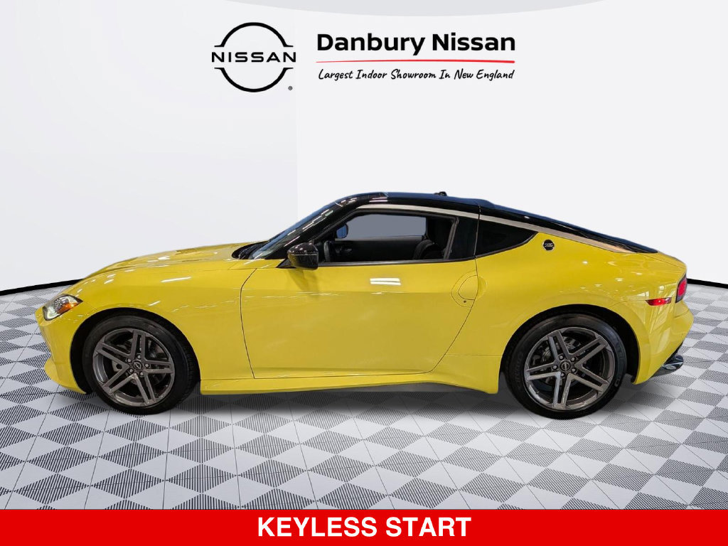 Used 2023 Nissan Z w/ Floor Mat Package RWD image 6
