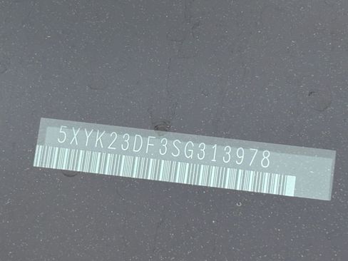 Used 2025 Kia Sportage LX image 29