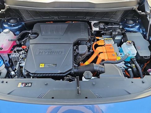 Certified 2025 Kia Niro EX w/ EX Cold Weather Package FWD image 25