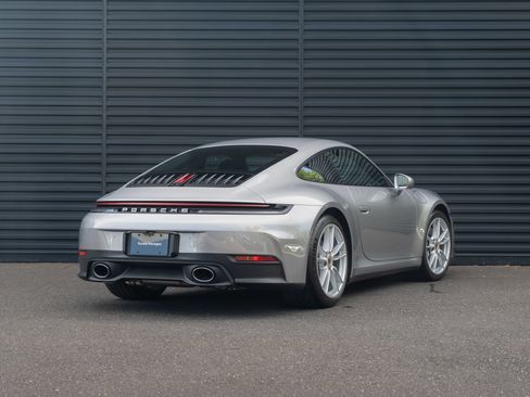 Used 2026 Porsche 911 Carrera RWD image 8