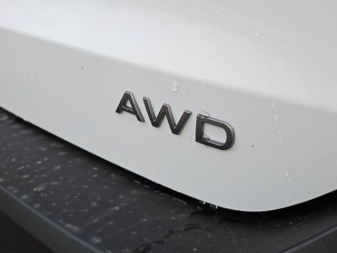 New 2026 Nissan Kicks SV image 21