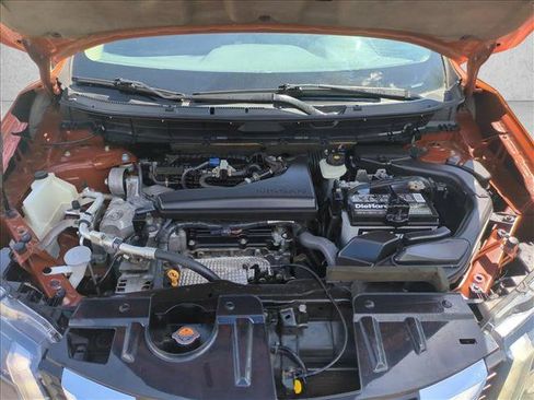 Used 2019 Nissan Rogue SV AWD/4WD image 21