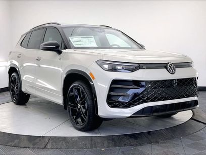 New 2026 Volkswagen Tiguan SE R-Line