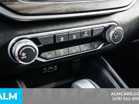 Used 2025 Nissan Altima 2.5 SV FWD image 36