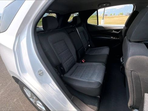 Used 2024 Chevrolet Equinox LT AWD/4WD image 27