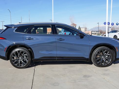 Certified 2025 Toyota Crown Signia Limited w/ Advanced Technology Package image 9