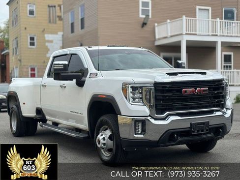 Used 2023 GMC Sierra 3500 Pro w/ Gooseneck/5TH Wheel Package AWD/4WD image 3