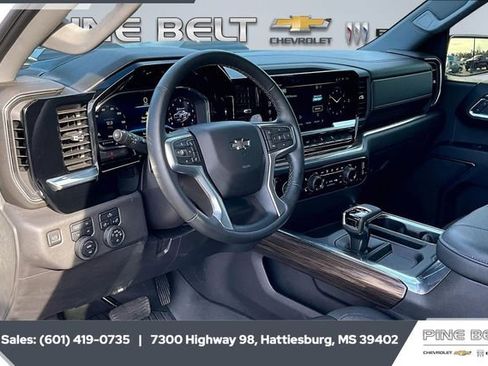 Used 2024 Chevrolet Silverado 1500 LT Trail Boss image 12