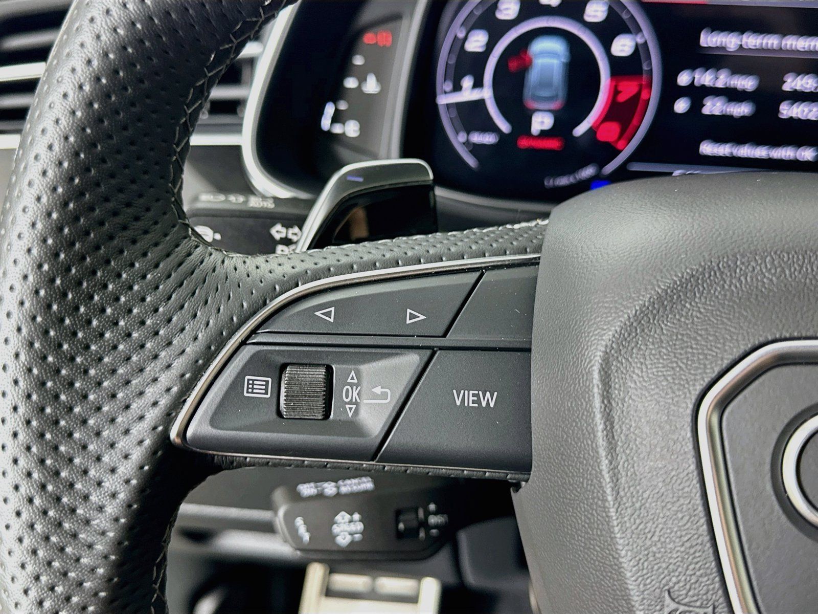Used 2026 Audi RS Q8 performance AWD/4WD image 18
