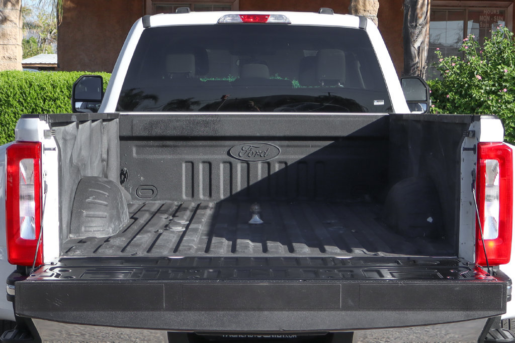 Used 2024 Ford F350 XLT AWD/4WD image 8