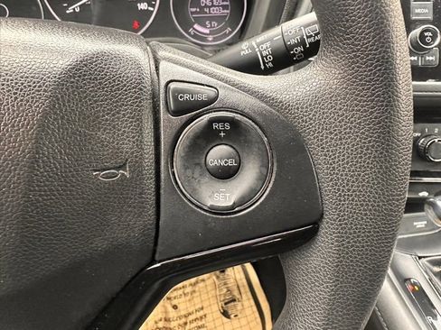 Used 2021 Honda HR-V LX image 26